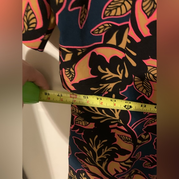 Super flattering top shop mini dress. - Picture 7 of 8